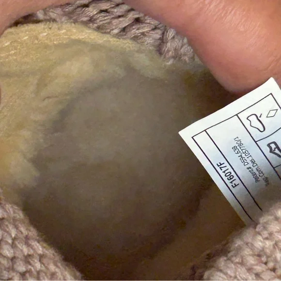 Ugg Kiandra Cordovan Boots Womens Wool Knit Lace Up Size 6 - Picture 7 of 11